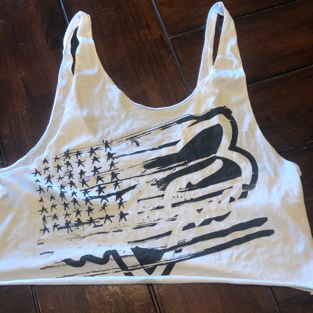 Fox crop tank